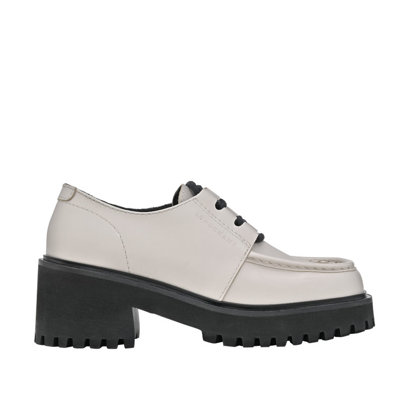 La Voyageuse Derby , Paper - Leather  - View 1 of  4