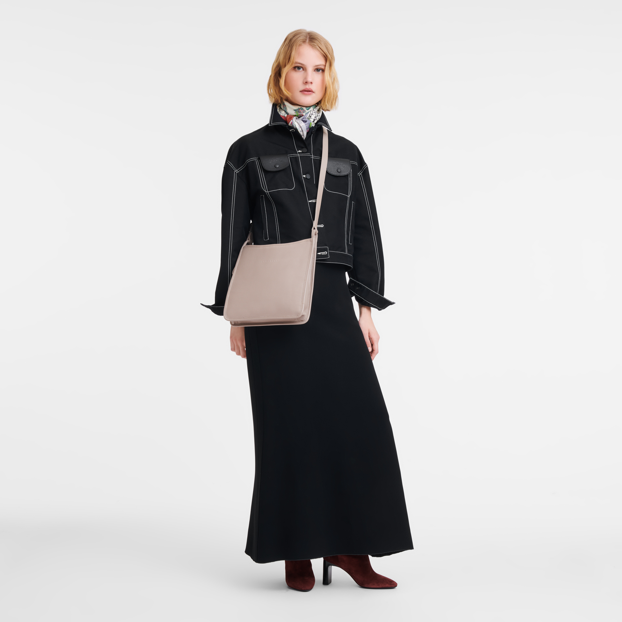 Crossbody bag M, Turtledove - View 2 of 
        6 - zoom in Le Foulonné Crossbody bag M, Turtledove