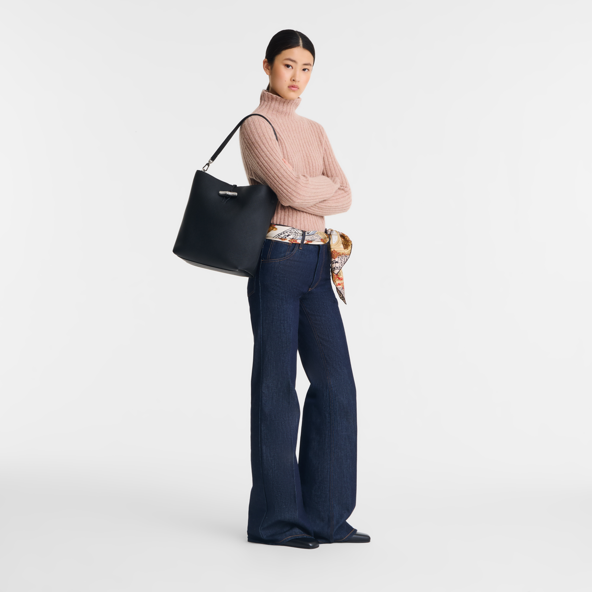 Le Roseau Hobo bag M, Black