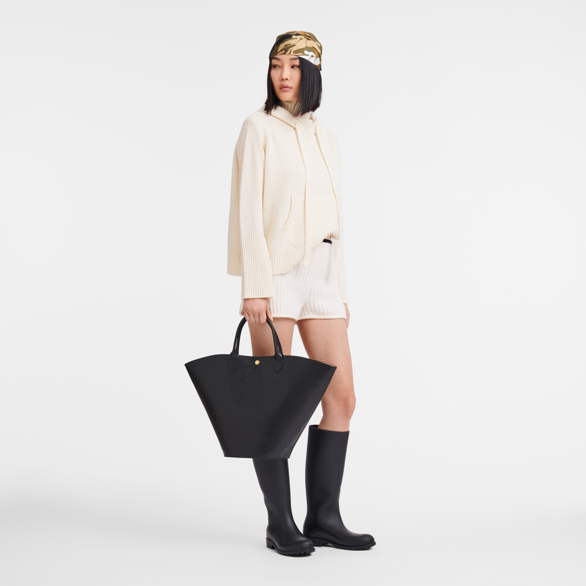 Tote bag XL, Black - View 2 of 
        6 - zoom in Épure Tote bag XL, Black