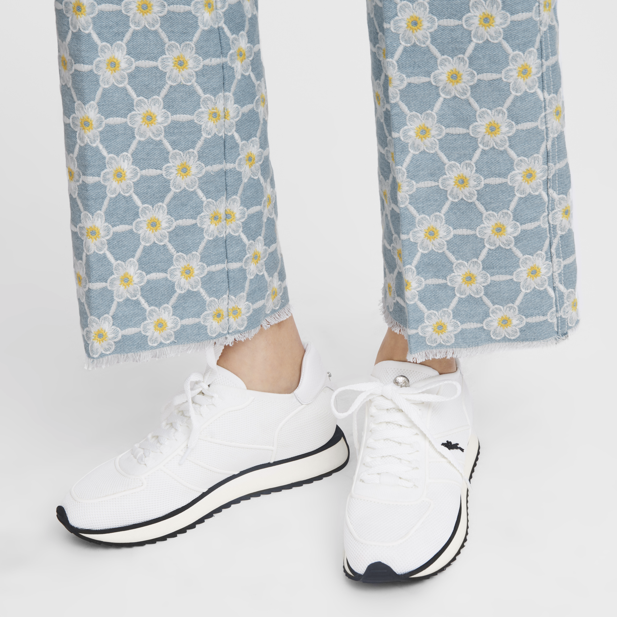 Sneakers, Ecru - View 7 of 
        7 - zoom in Le Pliage Collection Sneakers, Ecru