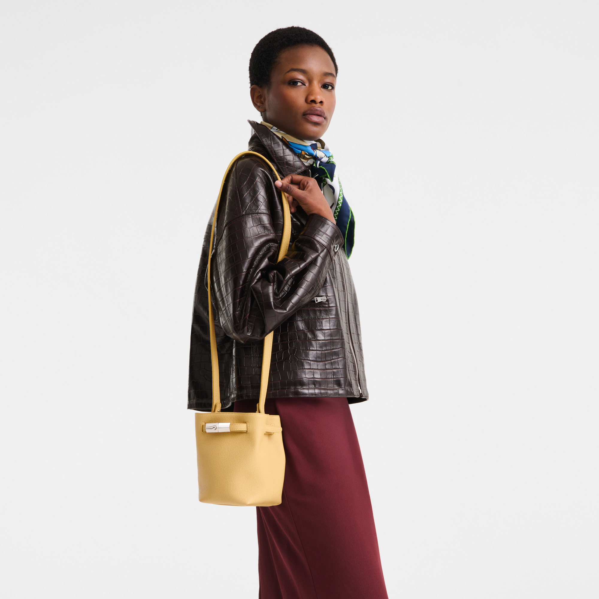 Le Smart Bucket bag XS, Hay