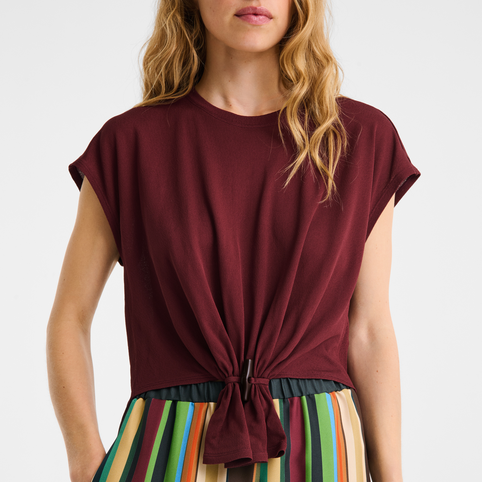 null Top, Burgundy