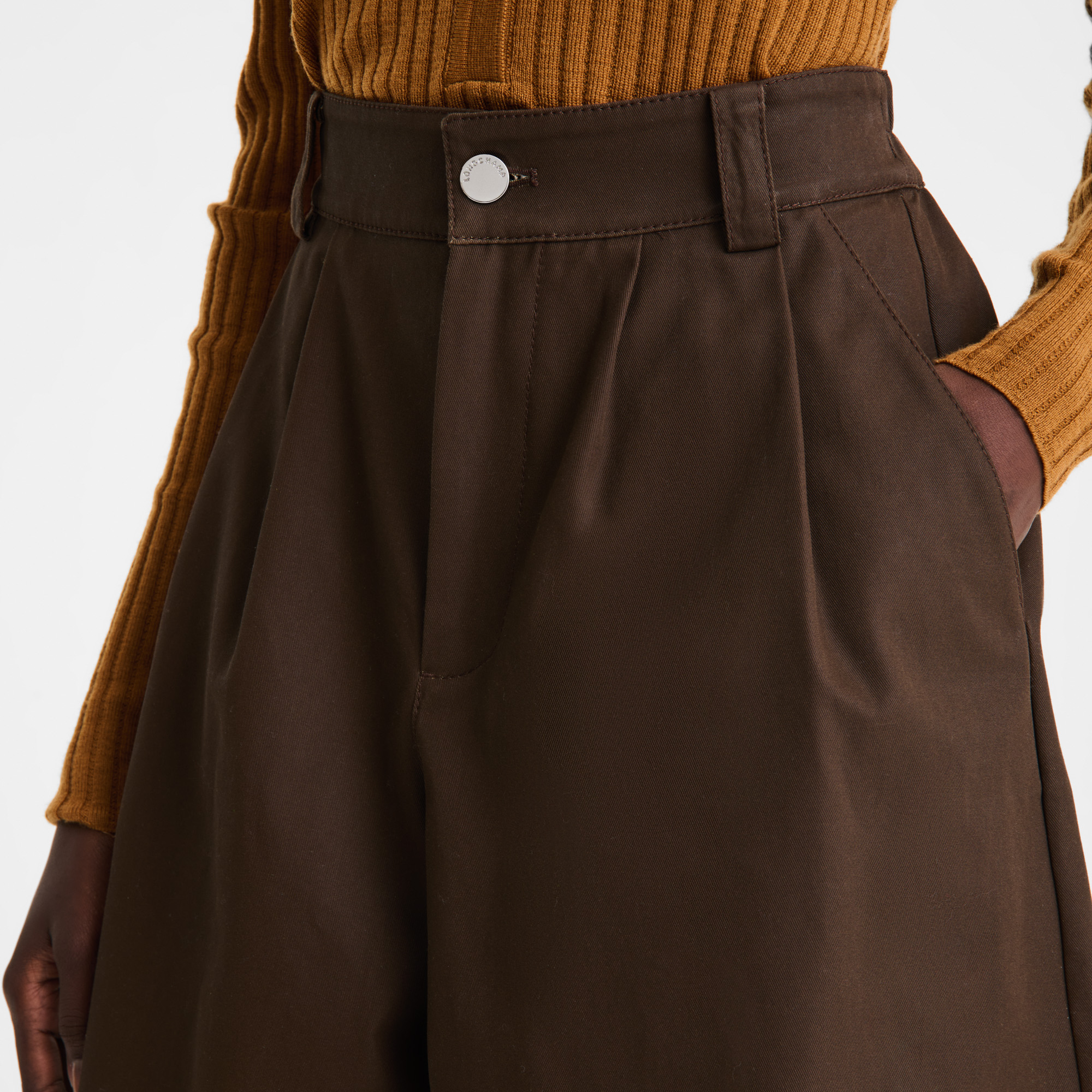 null Shorts, Mocha