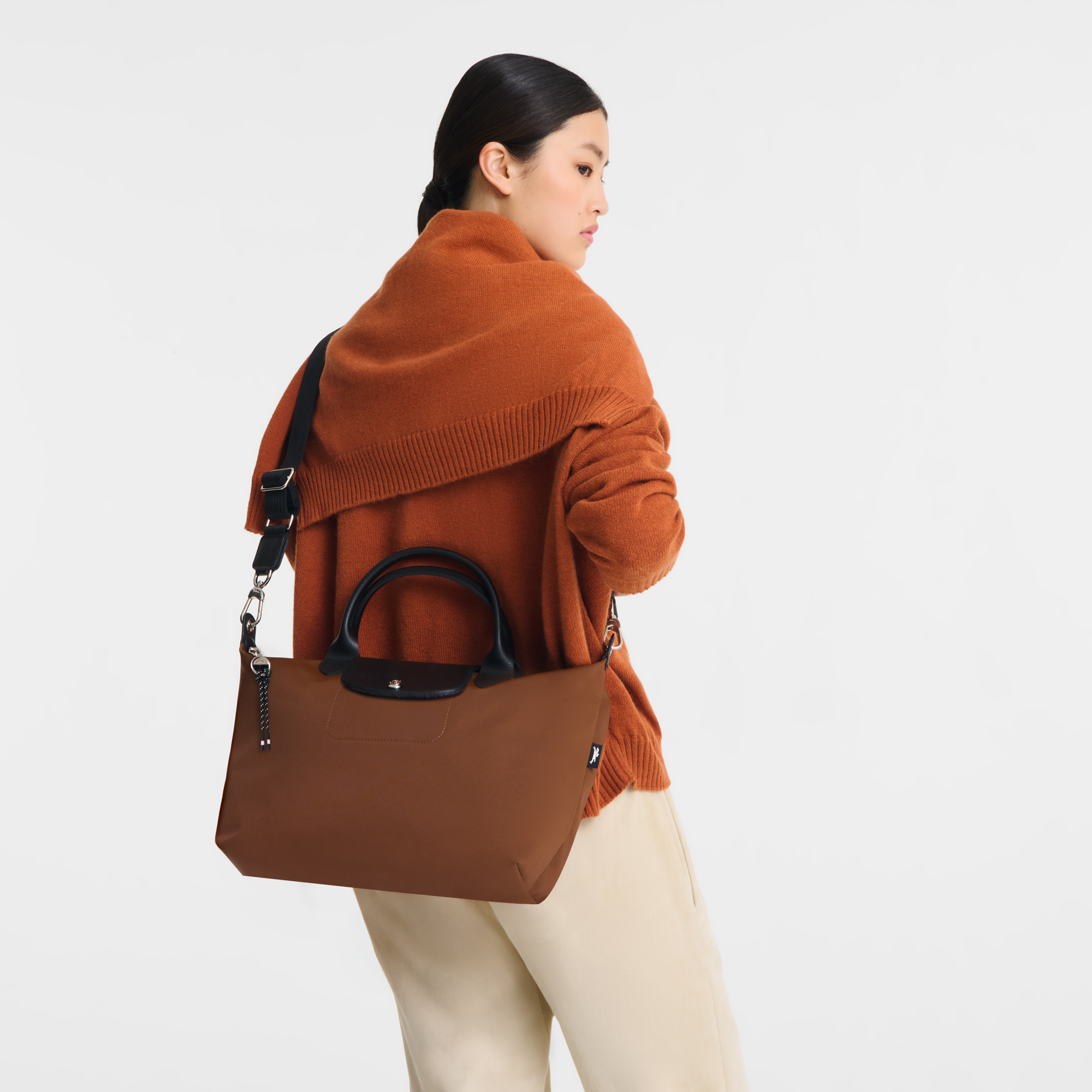 Handbag L, Chocolate - View 2 of
6 - zoom in Le Pliage Energy Handbag L, Chocolate
