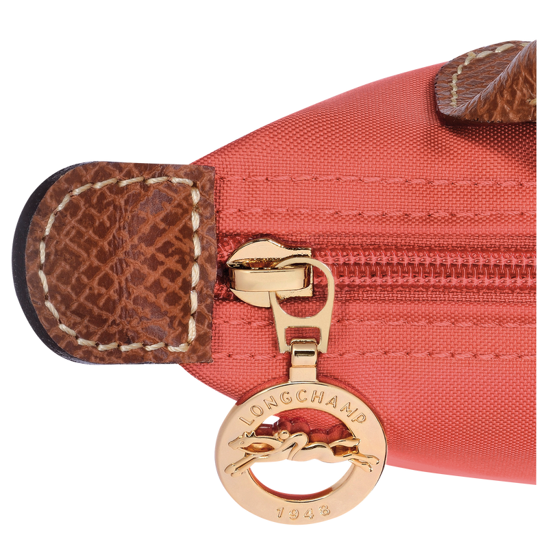 Le Pliage Original Pouch with handle , Strawberry - Recycled canvas  - View 5 of  5