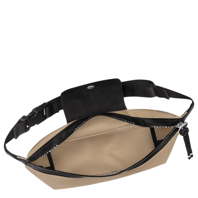 Belt bag M, Clay - View 5 of  
    6 - zoom in Le Pliage Collection Belt bag M, Clay