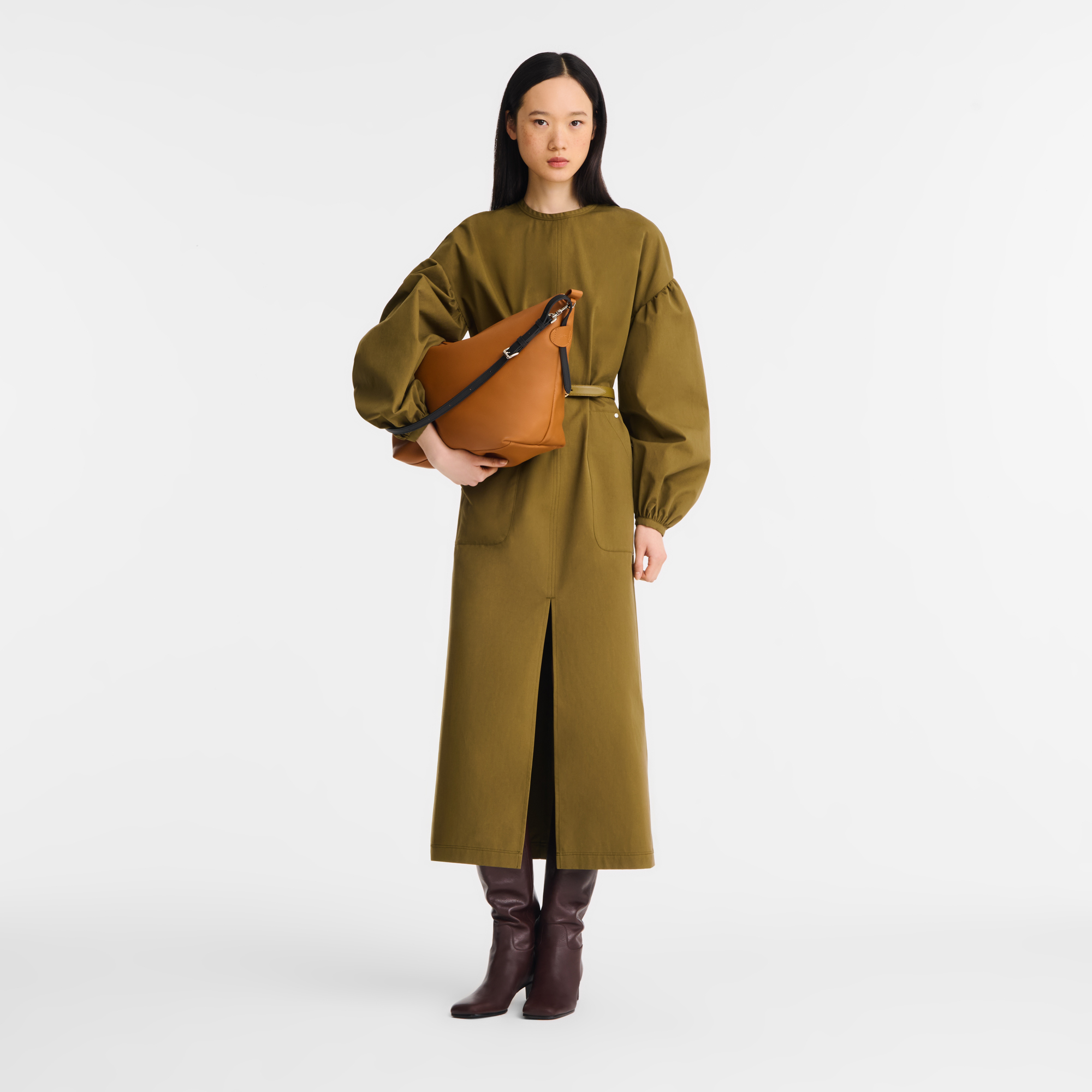 Le Slouchy Hobo bag M, Cashew