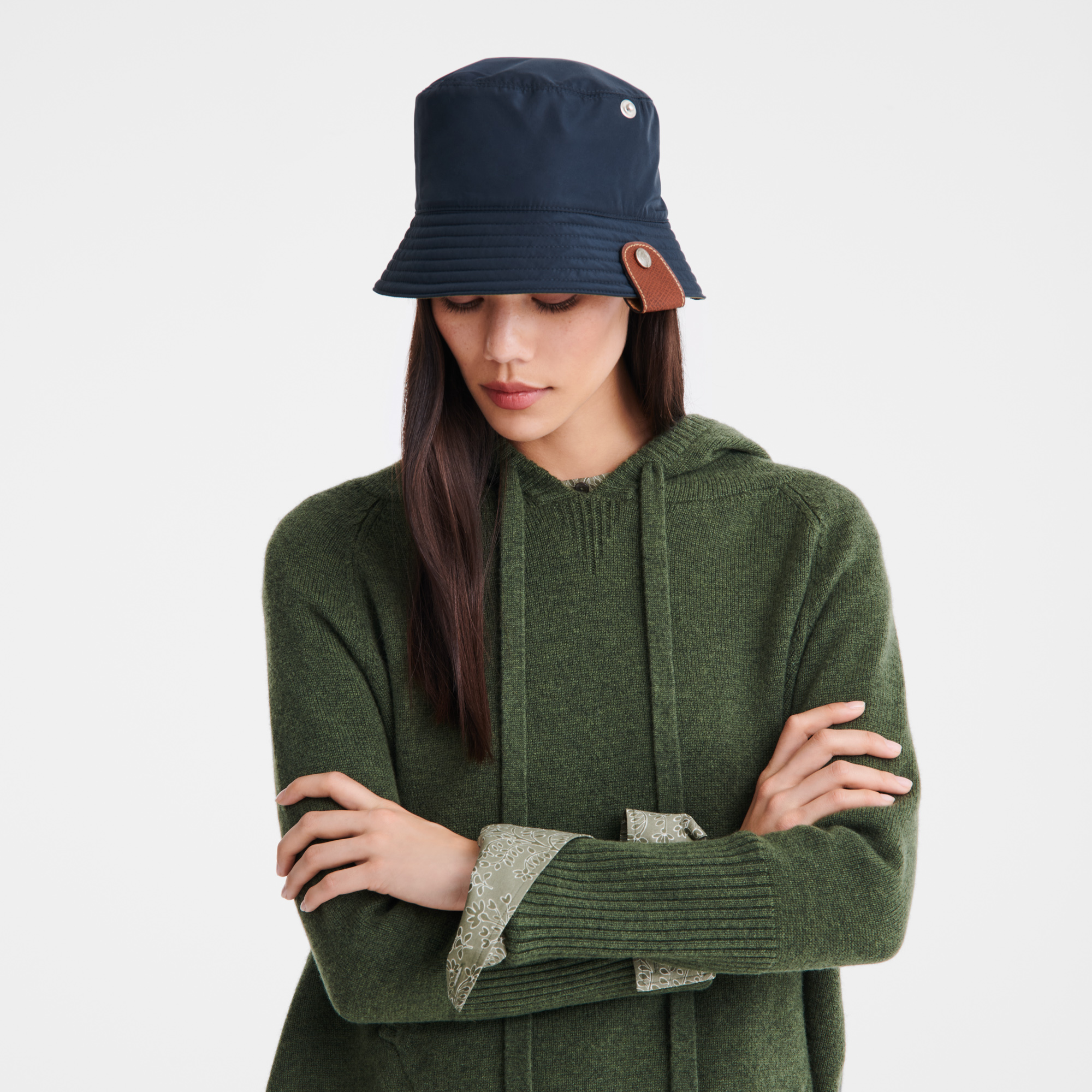 Reversible bucket hat, Navy/Artichoke - View 4 of 
        4 - zoom in null Reversible bucket hat, Navy/Artichoke