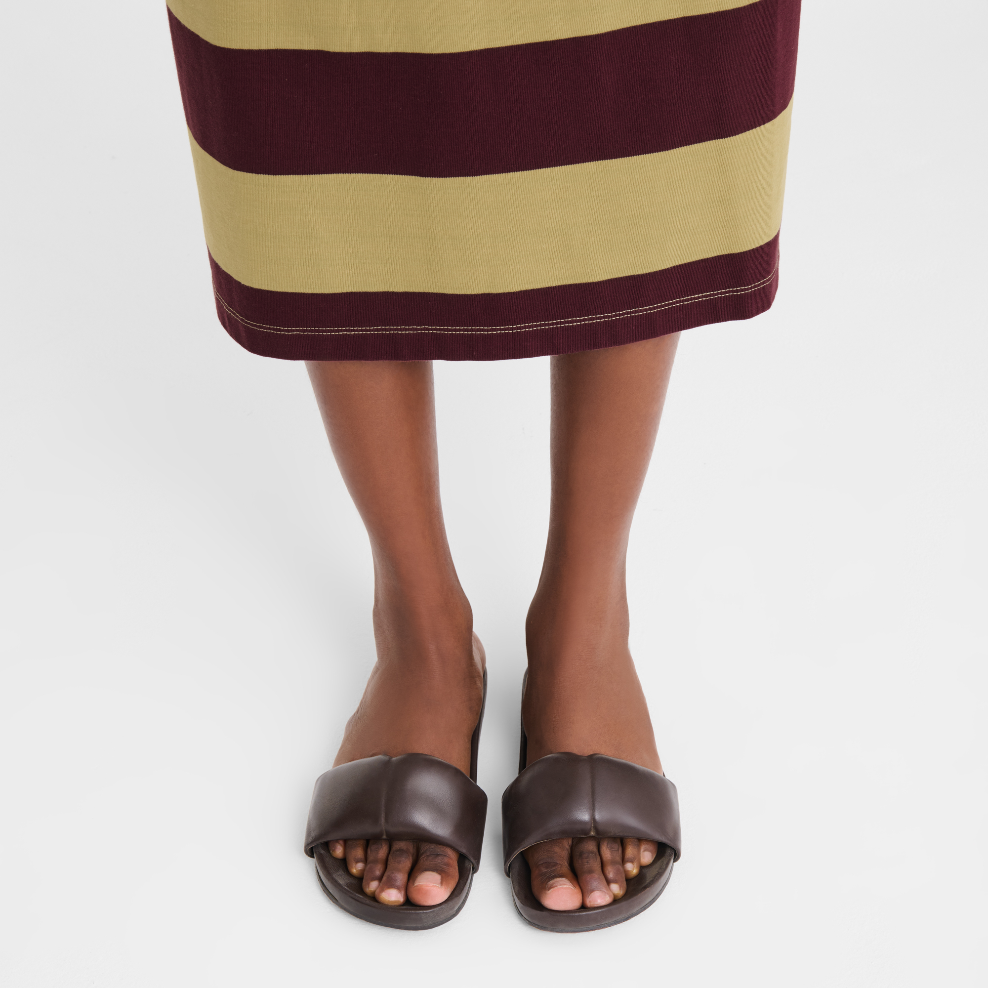Roseau Mules, Ebony