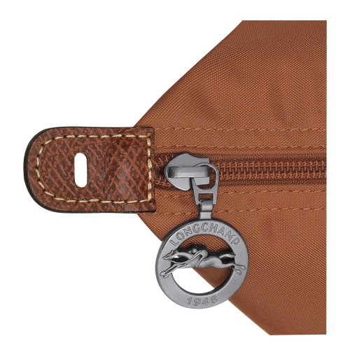 null , null - View 5 of  6