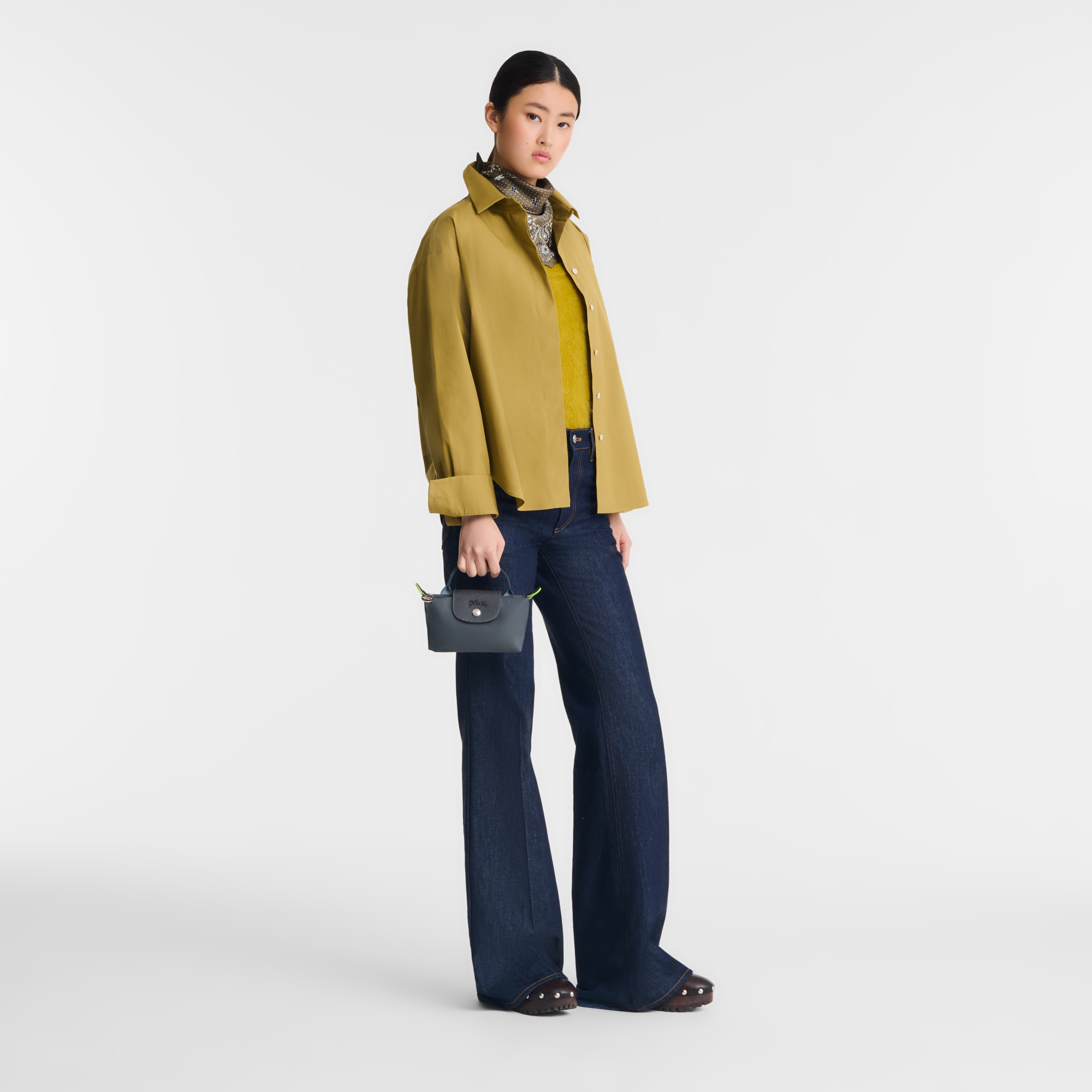 Le Pliage Green Pouch with handle, Graphite