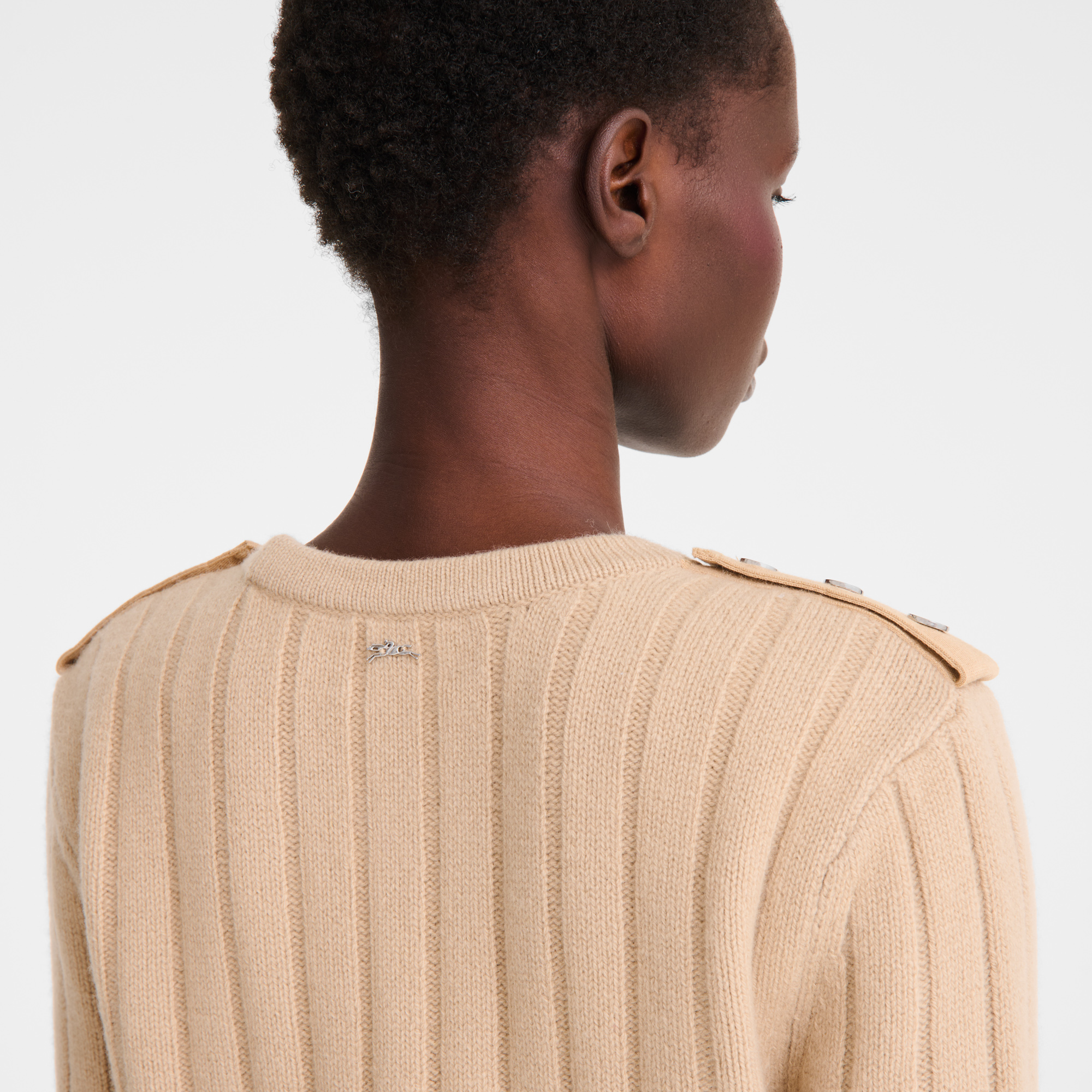 null Sweater, Sand