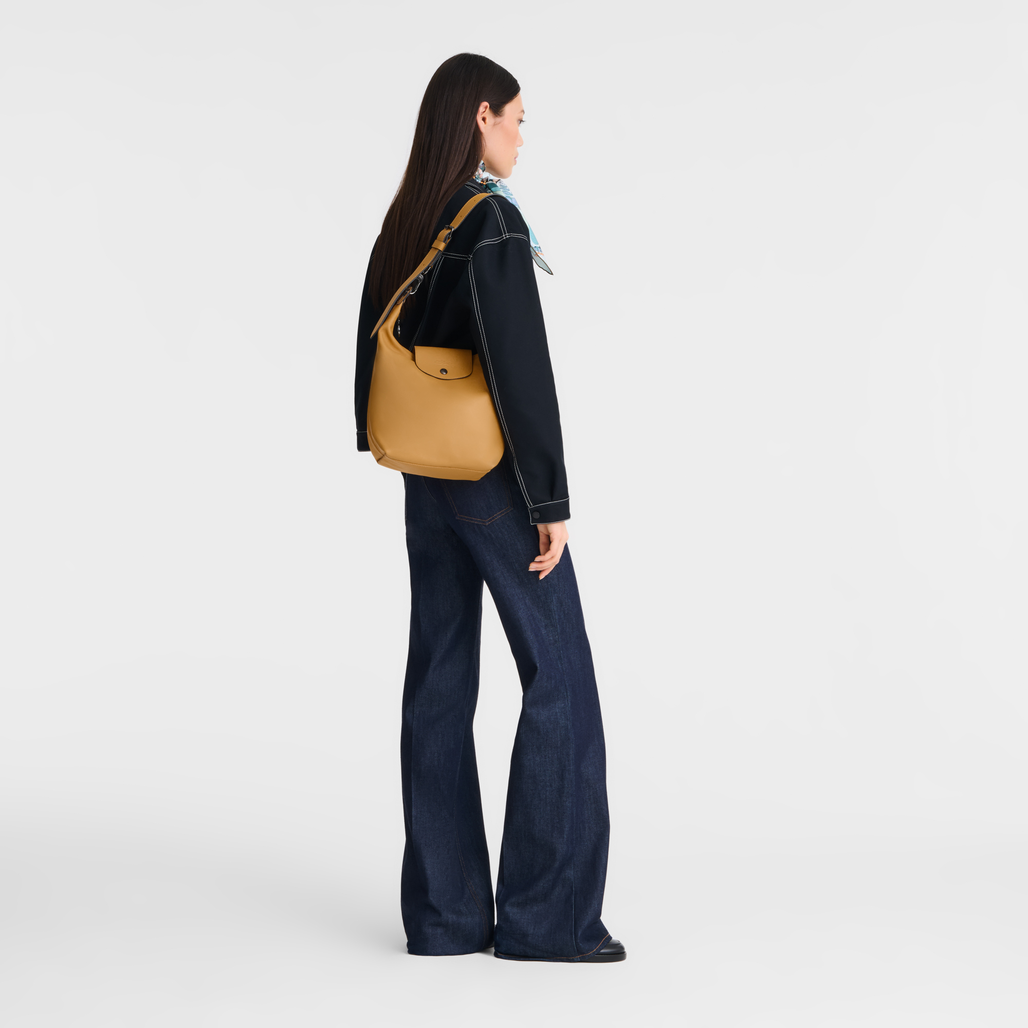 Shoulder bag M, Honey - View 2 of 
        5 - zoom in Le Pliage Xtra Shoulder bag M, Honey