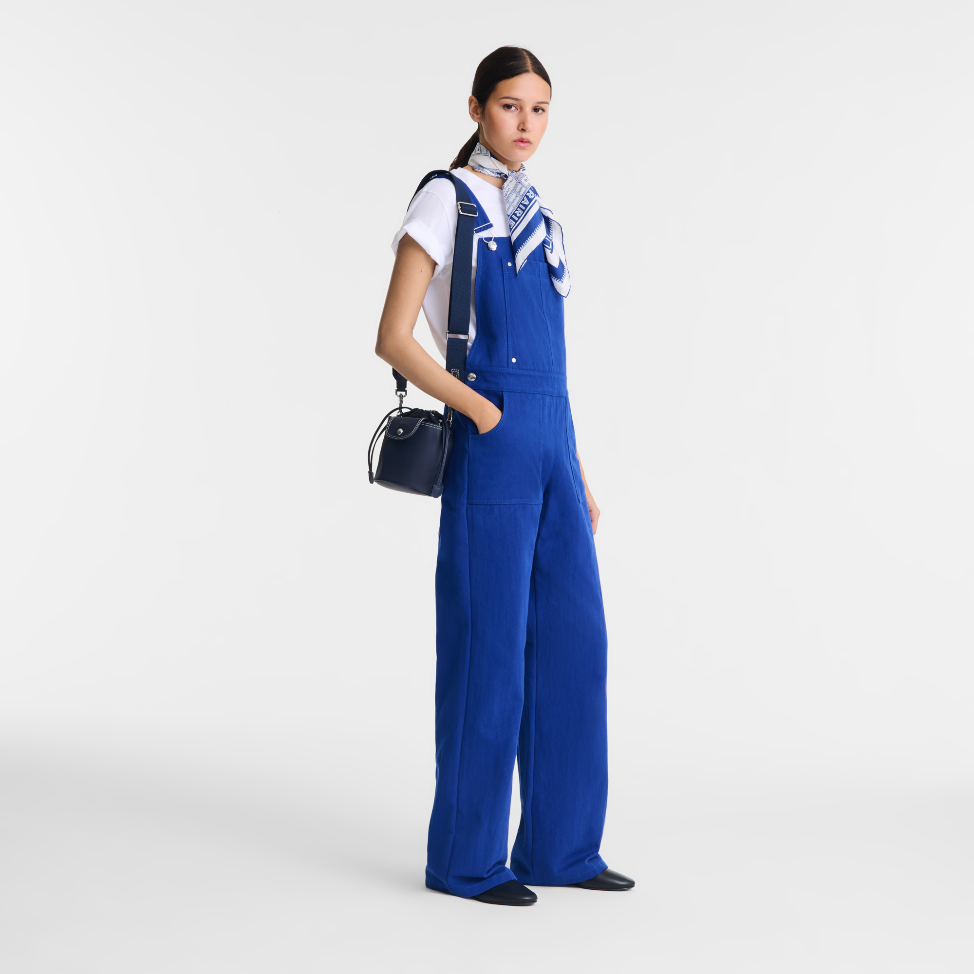 Bucket bag XS, Navy - View 2 of
5 - zoom in Le Pliage Xtra Bucket bag XS, Navy