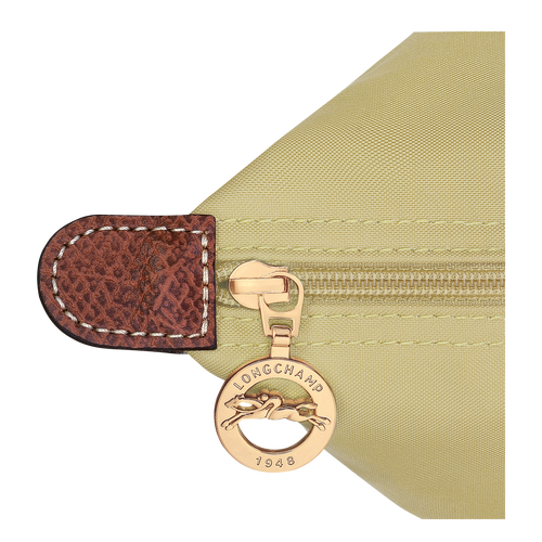 null , null - View 5 of  6