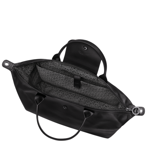Longchamp all best sale black le pliage