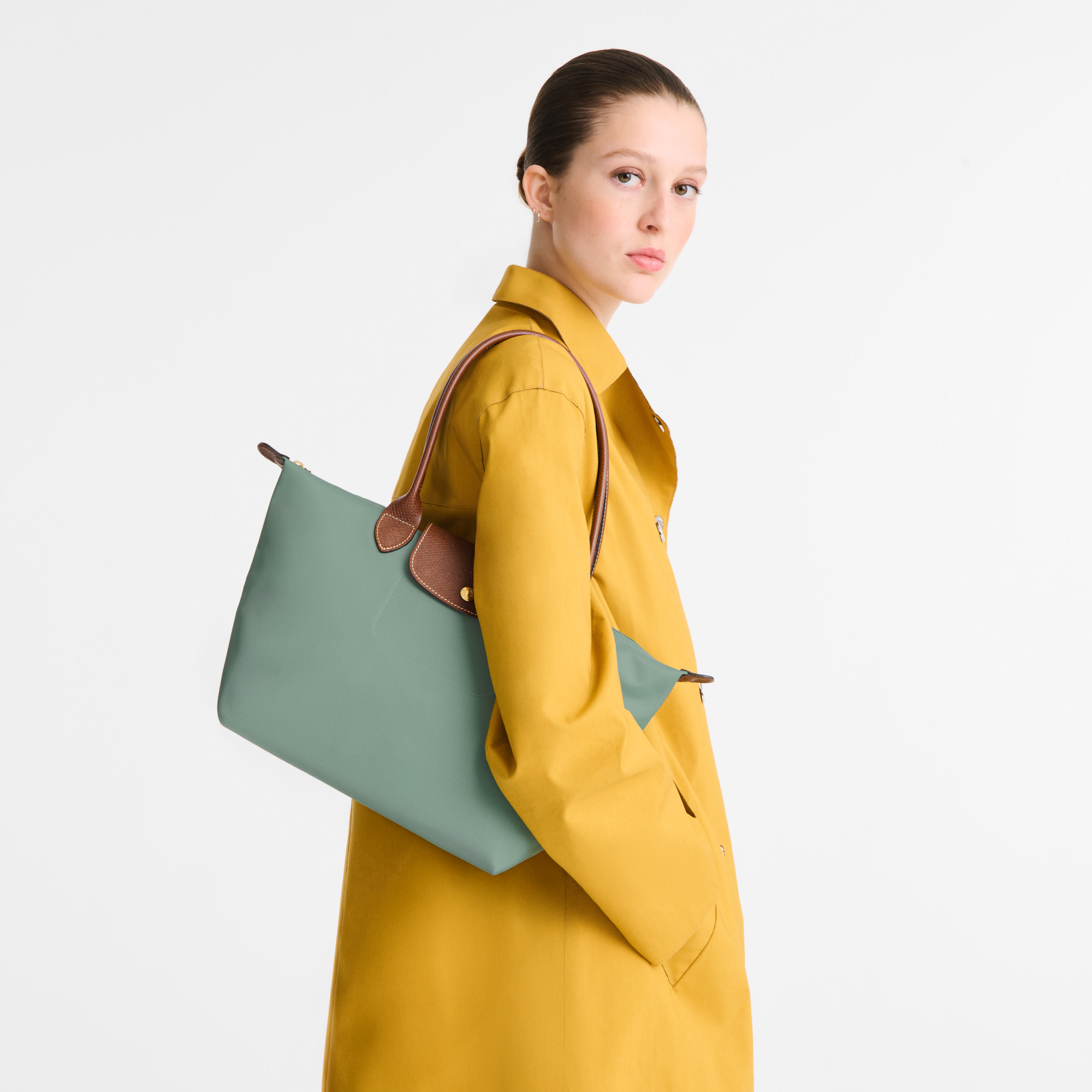 Tote bag M, Celadon - View 2 of
5 - zoom in Le Pliage Original Tote bag M, Celadon