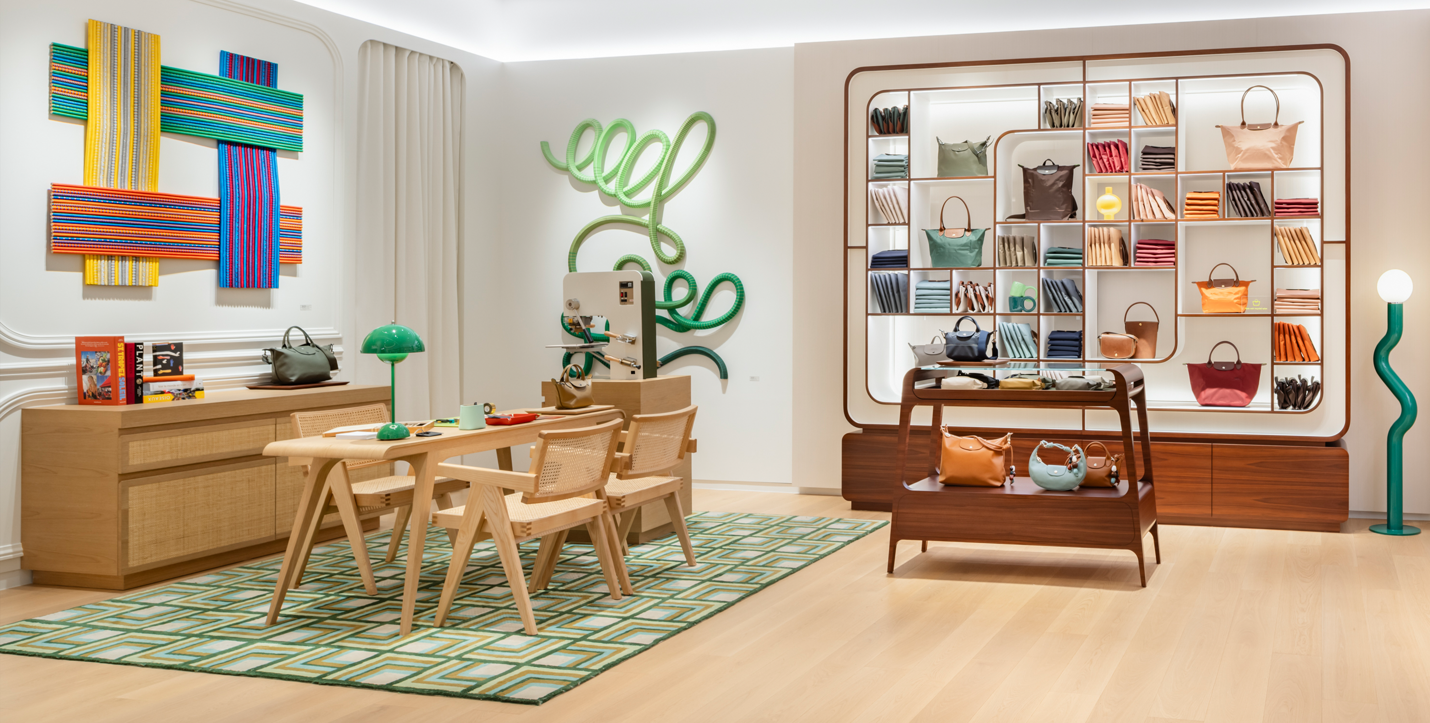 Longchamp Central Embassy